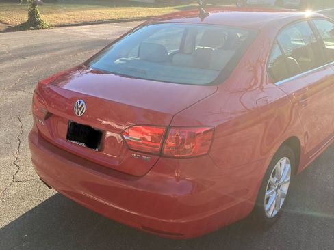 Used 2013 Volkswagen Jetta SE image 8