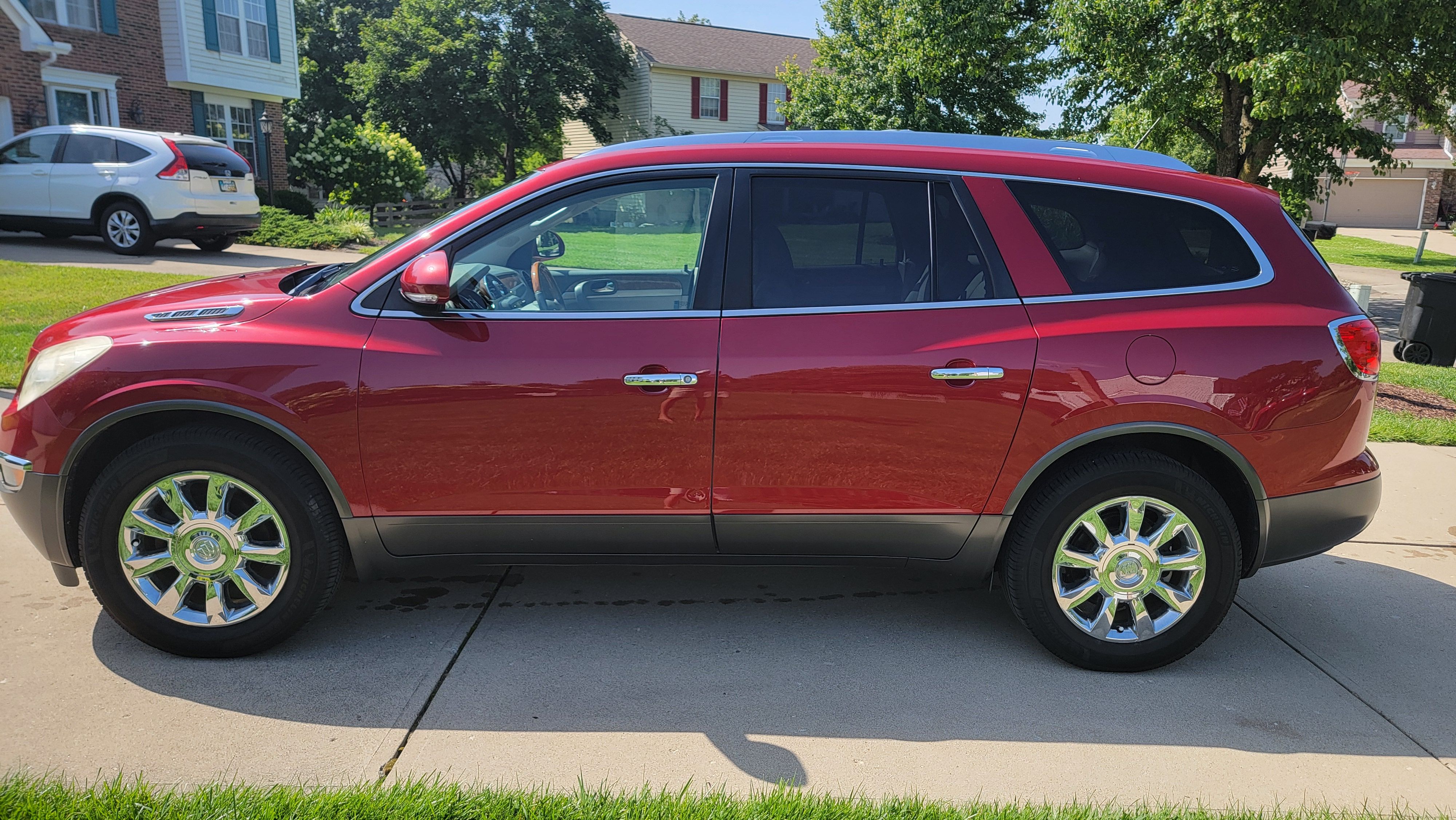Used 2012 Buick Enclave Leather FWD image 5