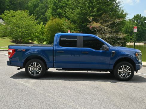 Used 2022 Ford F150 XL w/ STX Appearance Package RWD image 9