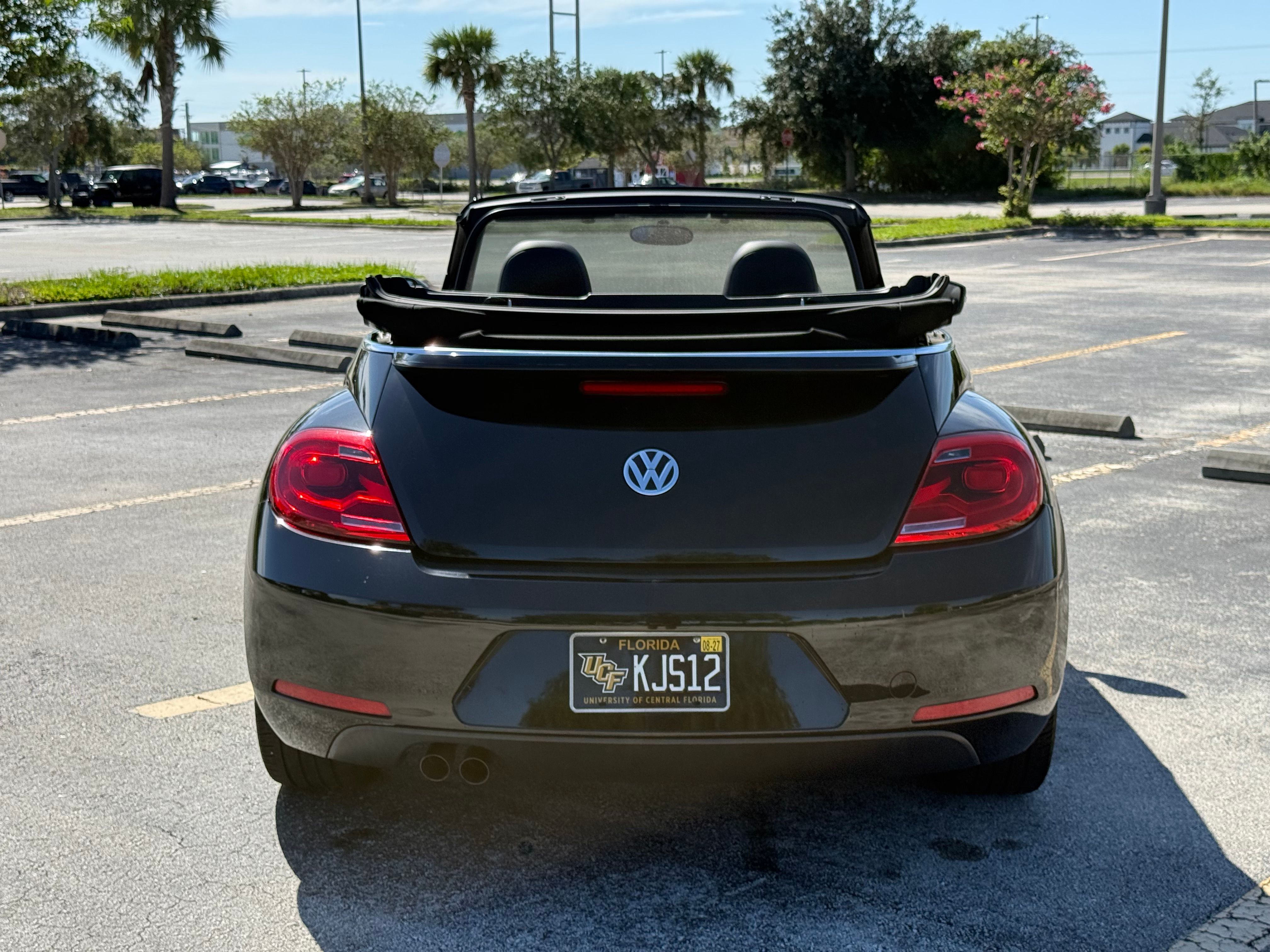 Used 2014 Volkswagen Beetle 2.5 FWD image 5
