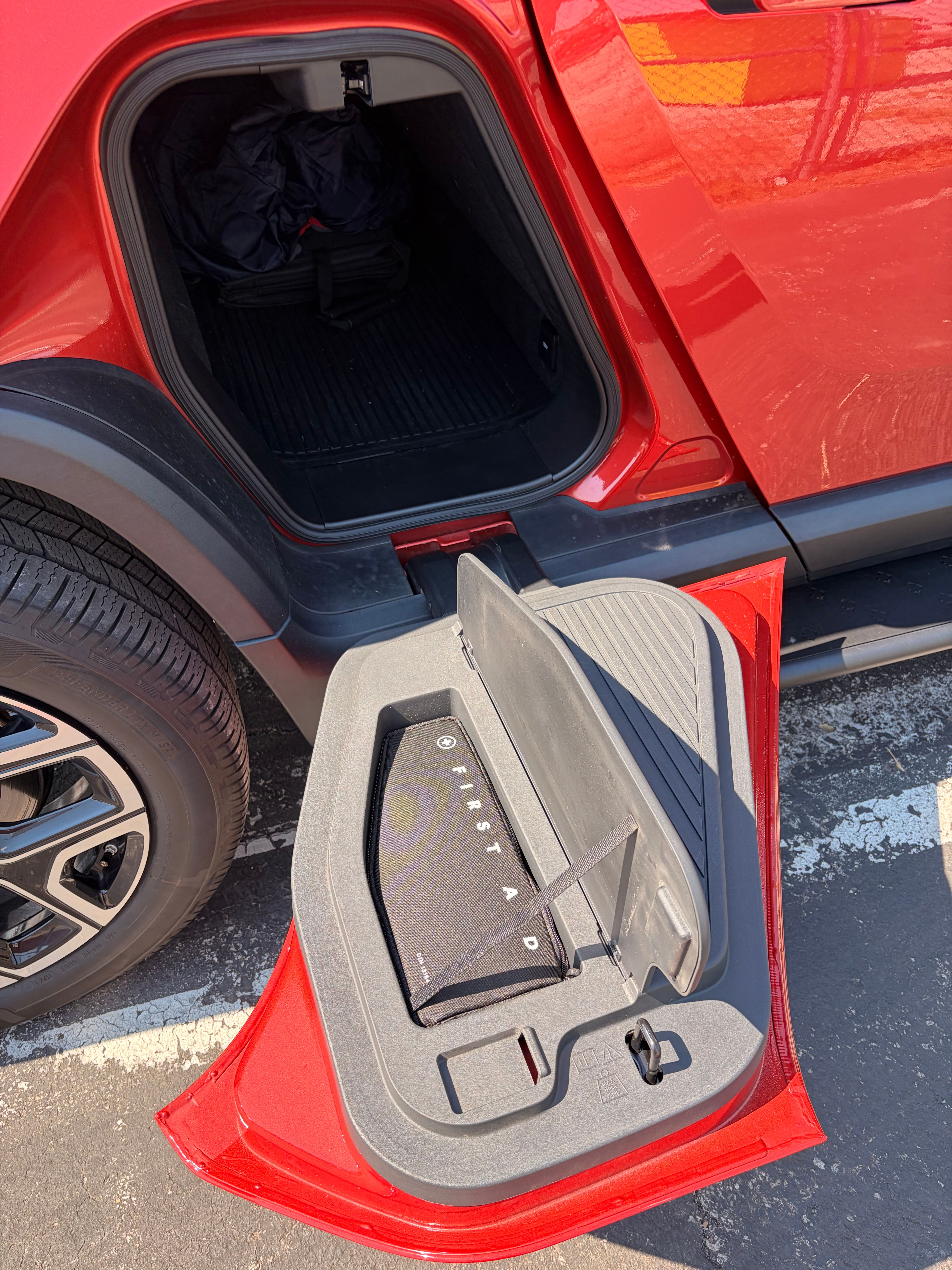 Used 2022 Rivian R1T Launch Edition AWD/4WD image 26