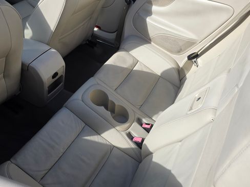 Used 2012 Volkswagen Eos Lux FWD image 8