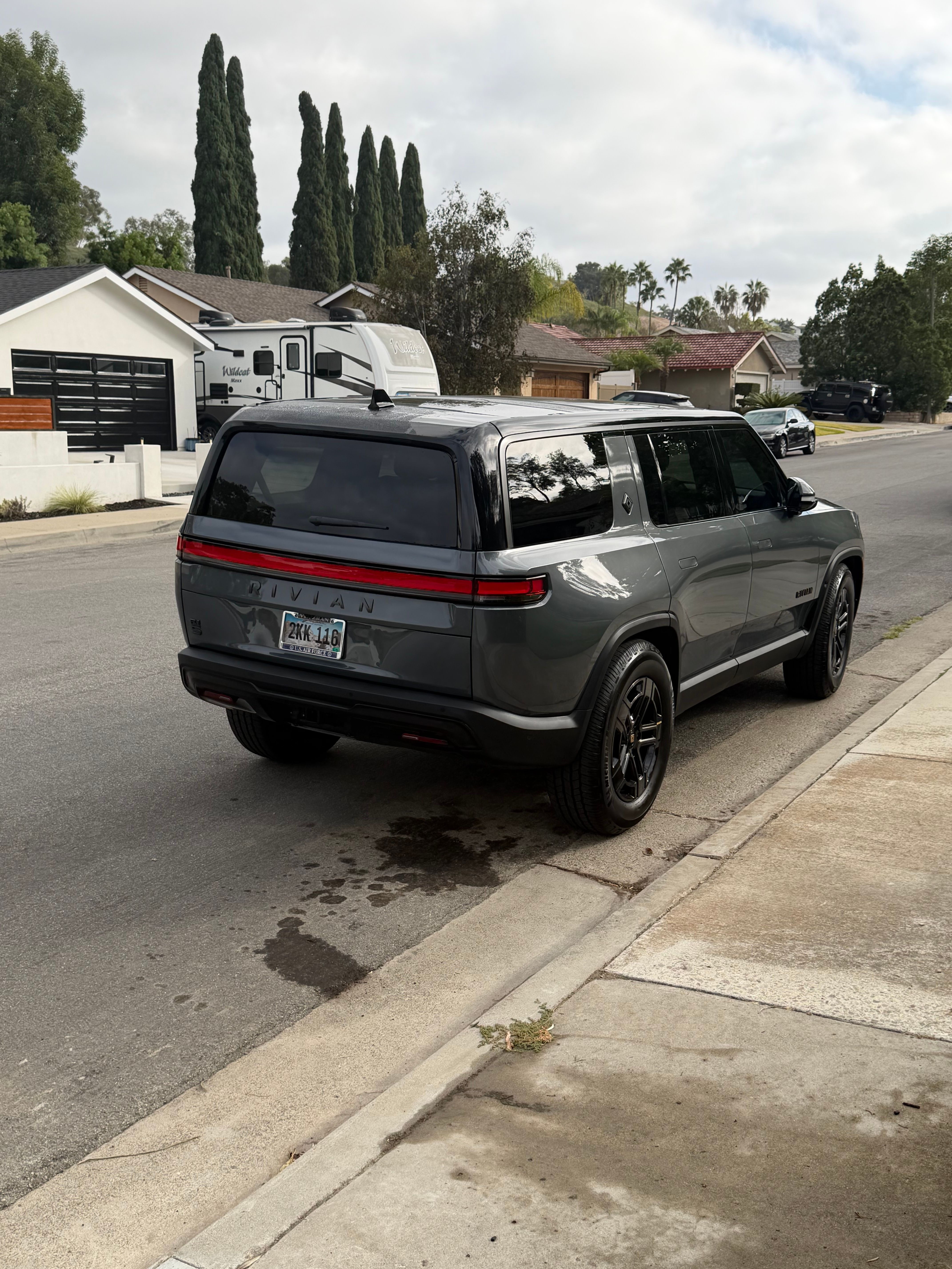 Used 2023 Rivian R1S Adventure Quad AWD/4WD image 30