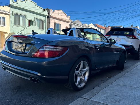 Used 2014 Mercedes-Benz SLK 250 image 11