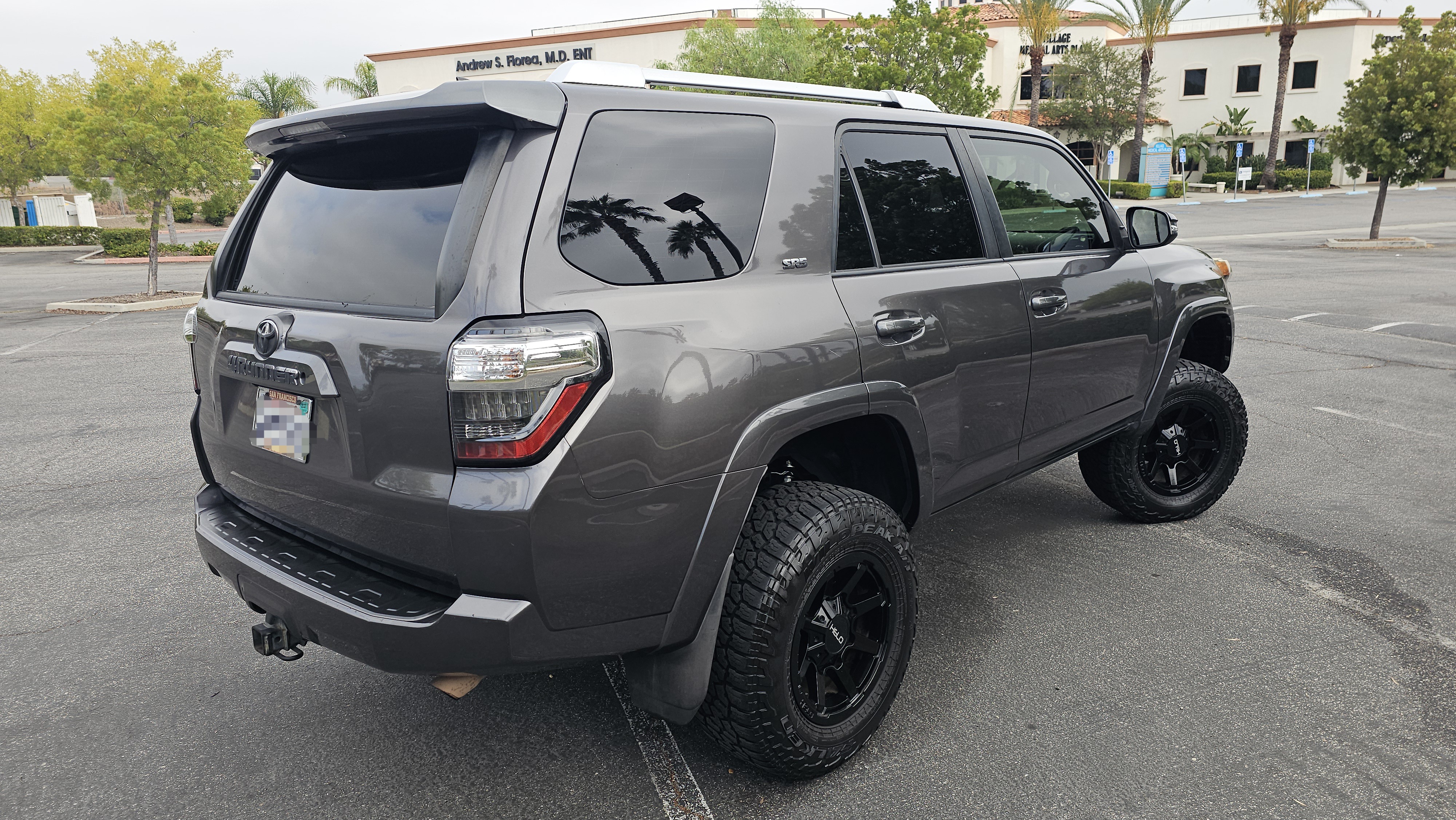 Used 2014 Toyota 4Runner SR5 Premium RWD image 4