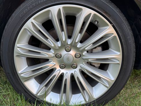 Used 2018 Land Rover Range Rover Long Wheelbase Supercharged image 22