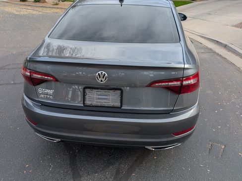 Used 2020 Volkswagen Jetta R-Line w/ R-Line Cold Weather Package image 6