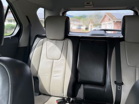 Used 2010 Chevrolet Equinox LTZ image 9