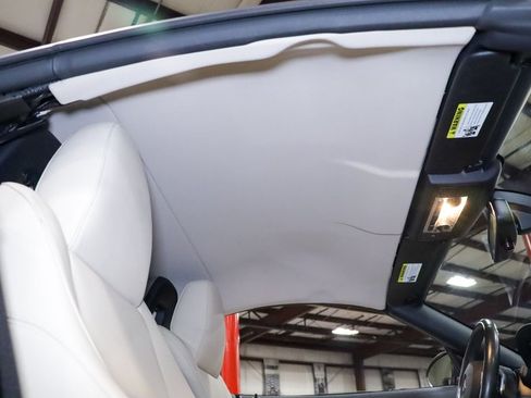 Used 2011 BMW Z4 sDrive35i image 15