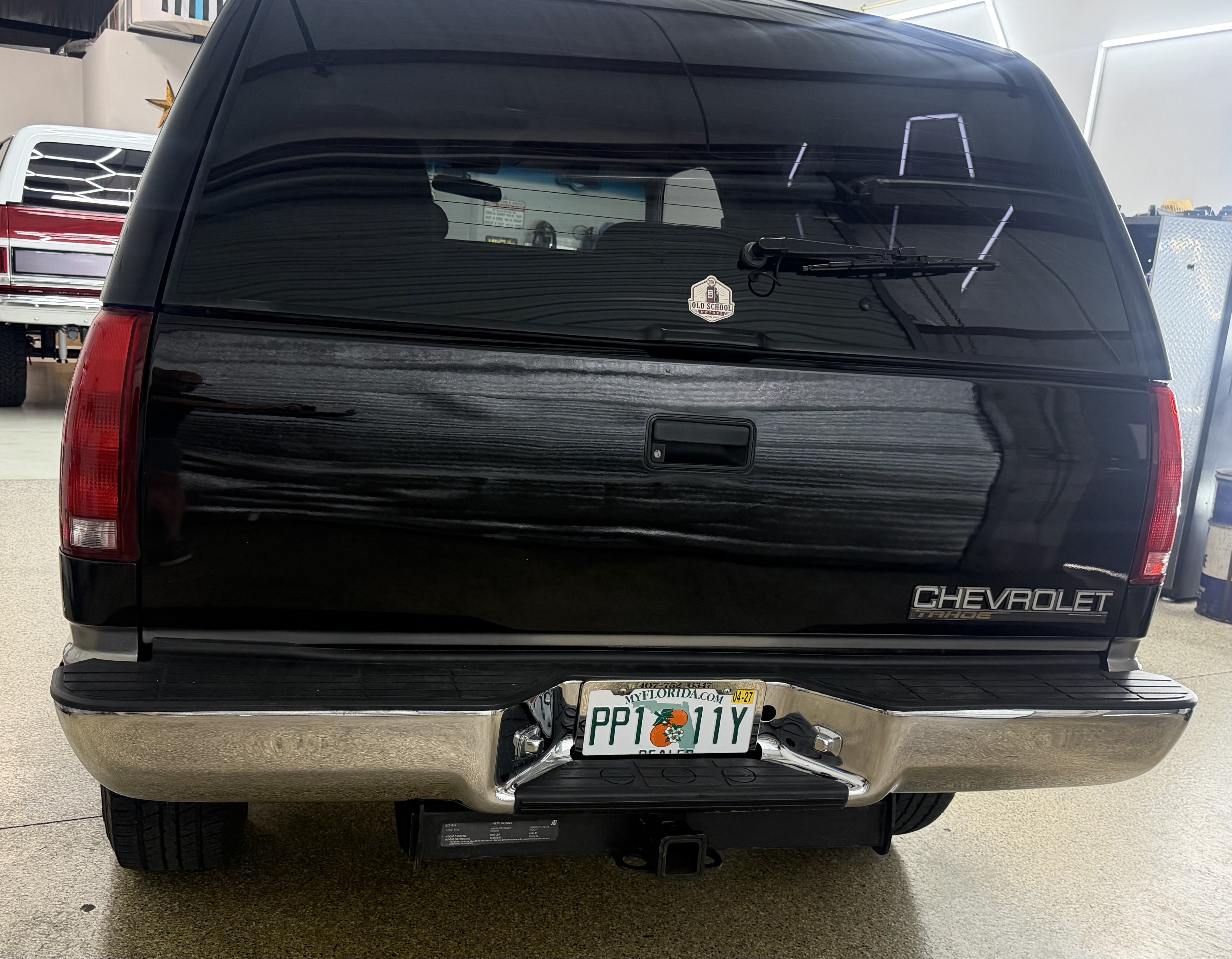 Used 1995 Chevrolet Tahoe 4WD 2-Door image 10