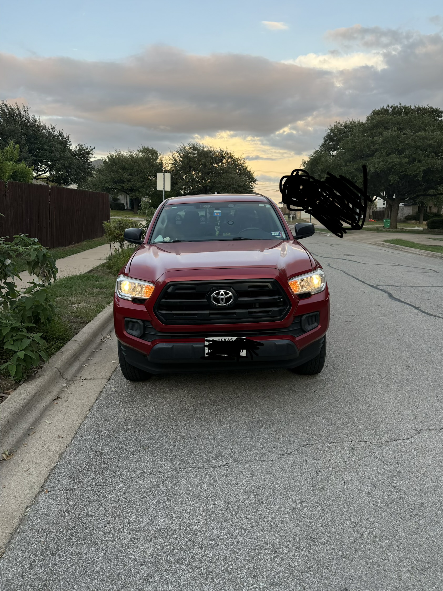 Used 2017 Toyota Tacoma SR w/ SR Convenience Package RWD image 2