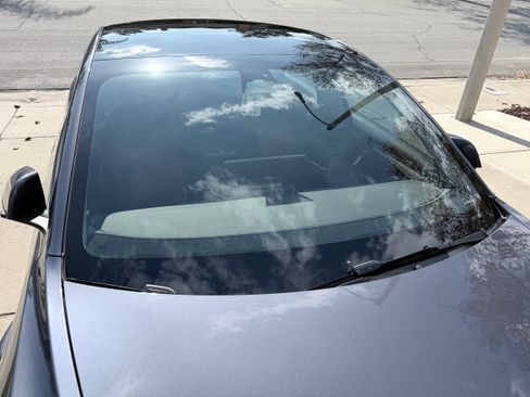 Used 2023 Tesla Model 3 Performance image 6