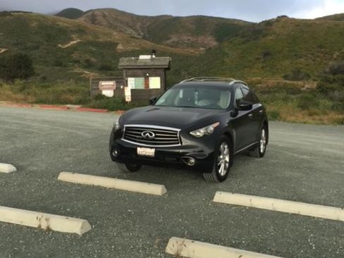 Used 2017 INFINITI QX70 3.7 Sport Utility 4D w/ Premium Package image 9