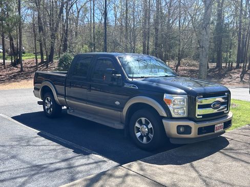 Used 2014 Ford F250 King Ranch image 5