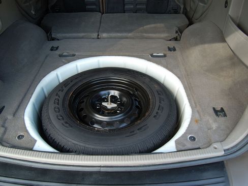 Used 2004 Jeep Grand Cherokee Laredo w/ Convenience Group image 25