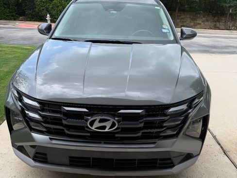Used 2025 Hyundai Tucson SEL FWD image 1