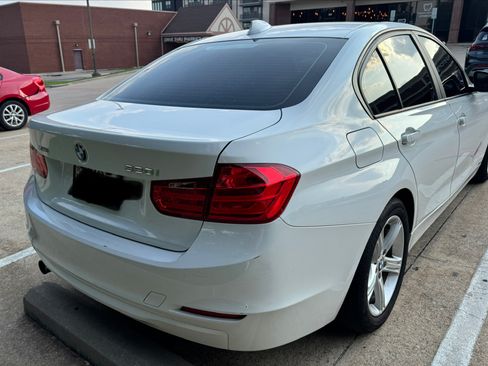 Used 2015 BMW 320i xDrive Sedan AWD/4WD image 4
