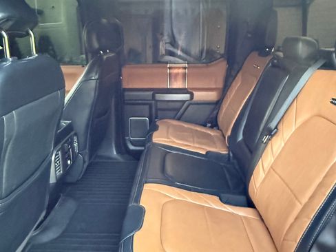 Used 2016 Ford F150 Limited w/ Trailer Tow Package image 17