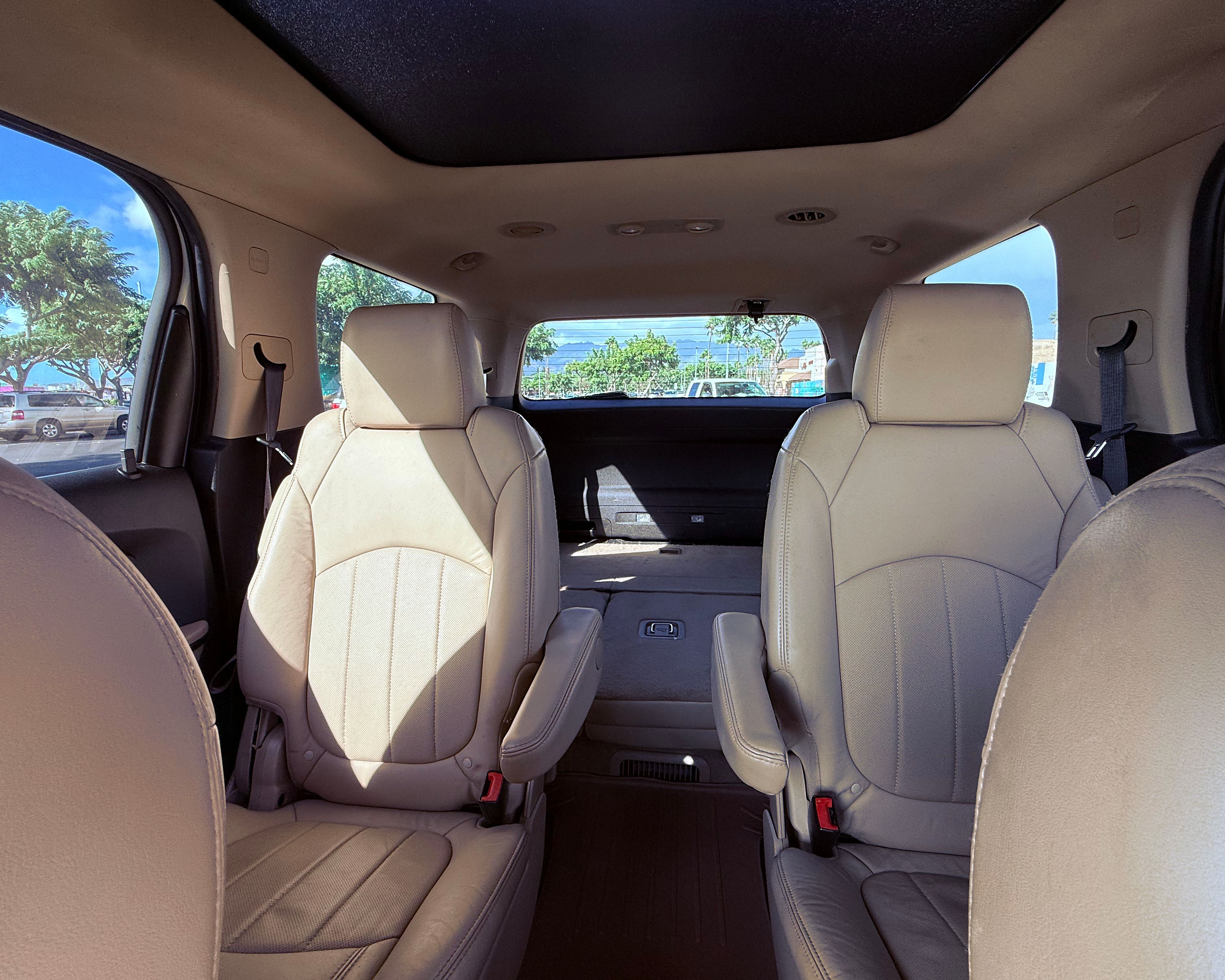 Used 2012 GMC Acadia Denali AWD/4WD image 24
