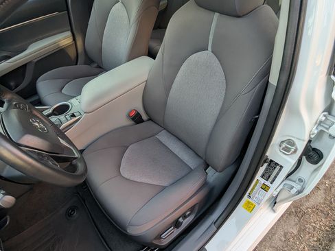 Used 2022 Toyota Camry LE w/ Cold Weather Package image 12