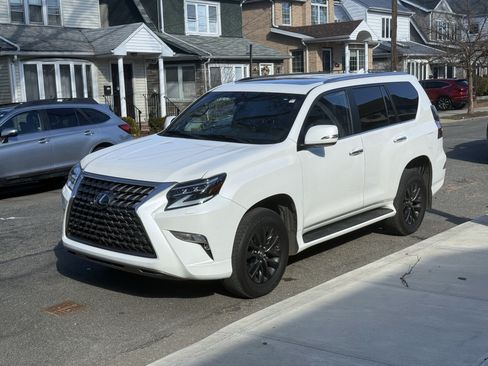 Used 2022 Lexus GX 460 Premium w/ Premium Package image 4