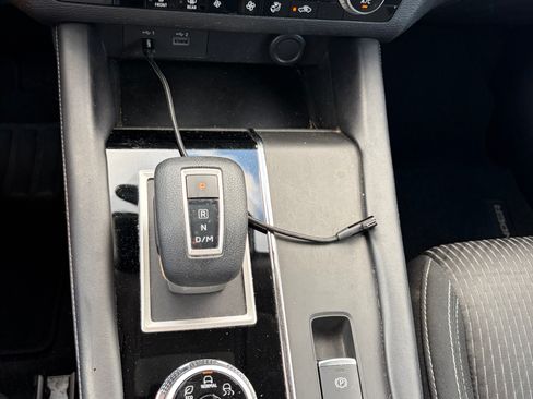 Used 2022 Mitsubishi Outlander ES FWD image 19