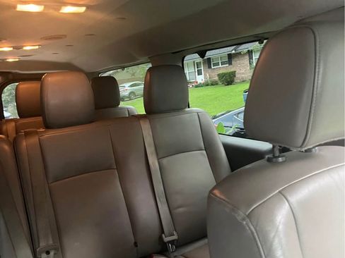 Used 2018 Nissan NV 3500 SL RWD image 18