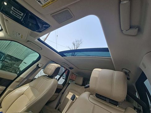 Used 2020 Land Rover Range Rover HSE image 13