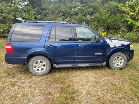 Used 2008 Ford Expedition XLT image 5