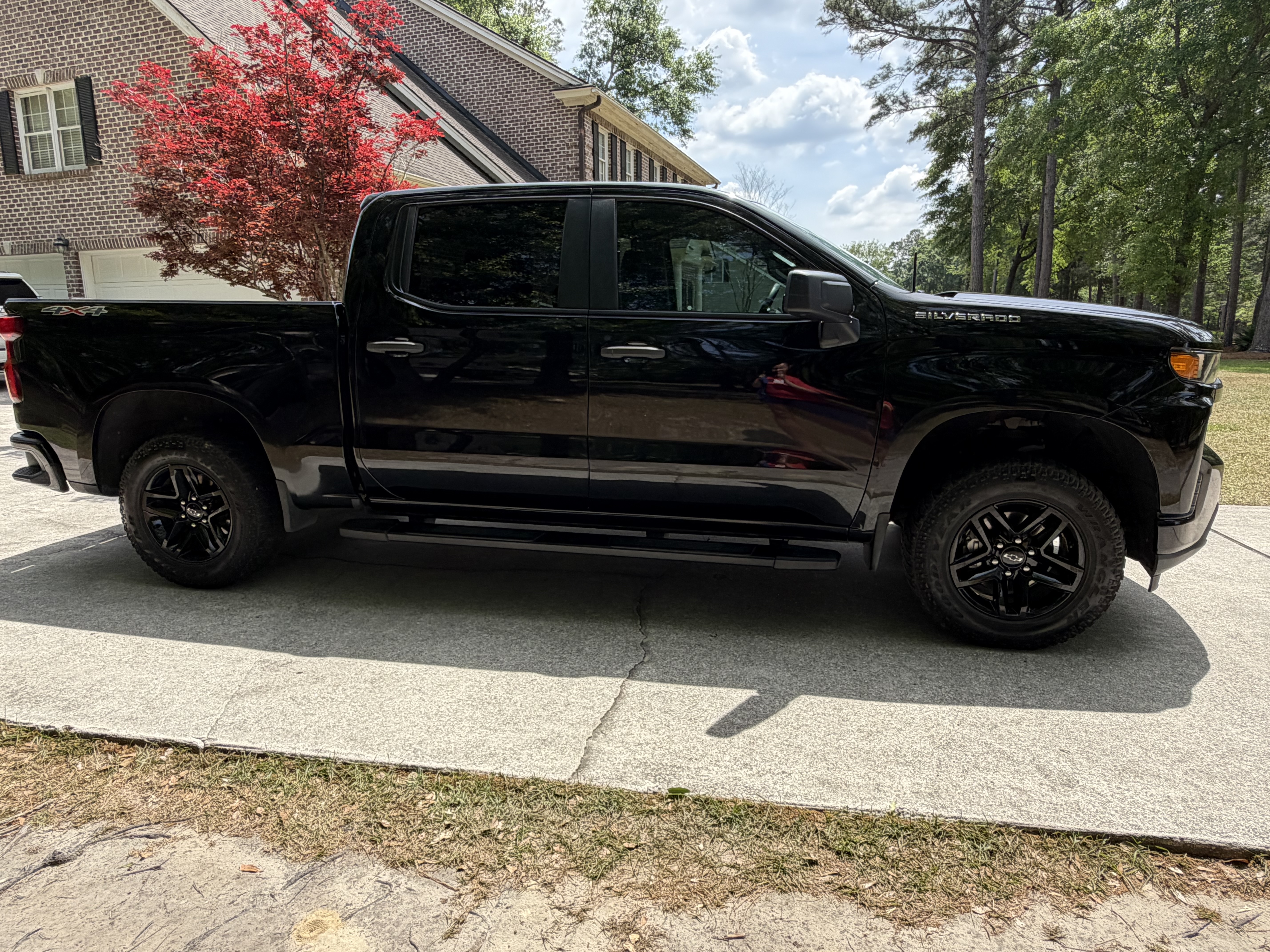 Used 2020 Chevrolet Silverado 1500 Custom w/ Custom Value Package AWD/4WD image 23
