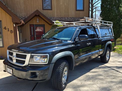 Used 2008 Dodge Dakota TRX w/ Trailer Tow Group image 1