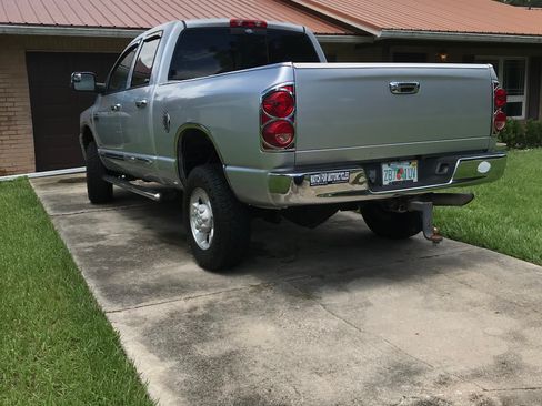 Used 2007 Dodge Ram 2500 Truck SLT AWD/4WD image 9