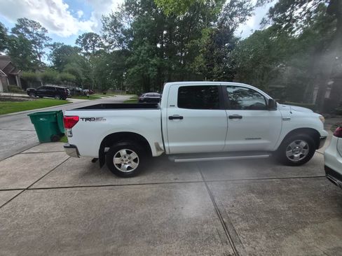 Used 2011 Toyota Tundra 2WD CrewMax w/ TRD Off-Road Pkg image 9