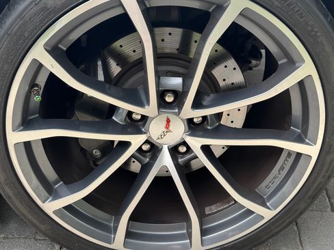 Used 2013 Chevrolet Corvette 427 w/ 1SC Preferred Equipment Group RWD image 16