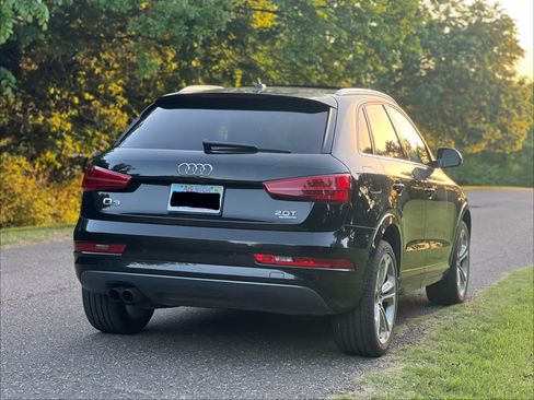 Used 2017 Audi Q3 2.0T Premium Plus w/ Premium Plus Package AWD/4WD image 8