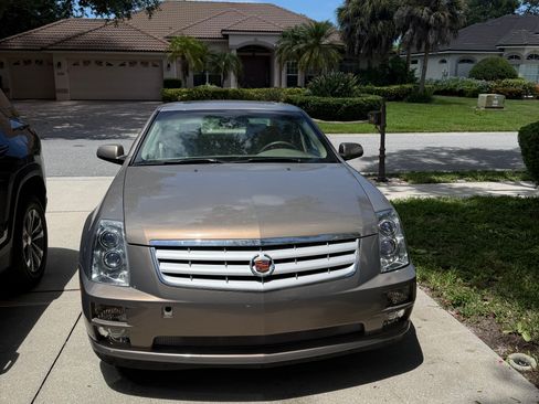 Used 2006 Cadillac STS w/ Preferred Equipment Group RWD image 1
