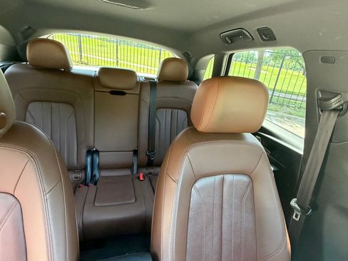 Used 2019 Audi Q5 2.0T Premium w/ Convenience Package AWD/4WD image 5