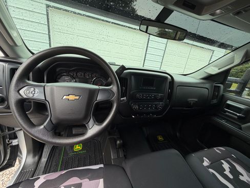 Used 2016 Chevrolet Silverado 2500 W/T w/ WT Convenience Package AWD/4WD image 13
