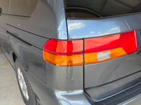 Used 2004 Honda Odyssey EX-L image 10