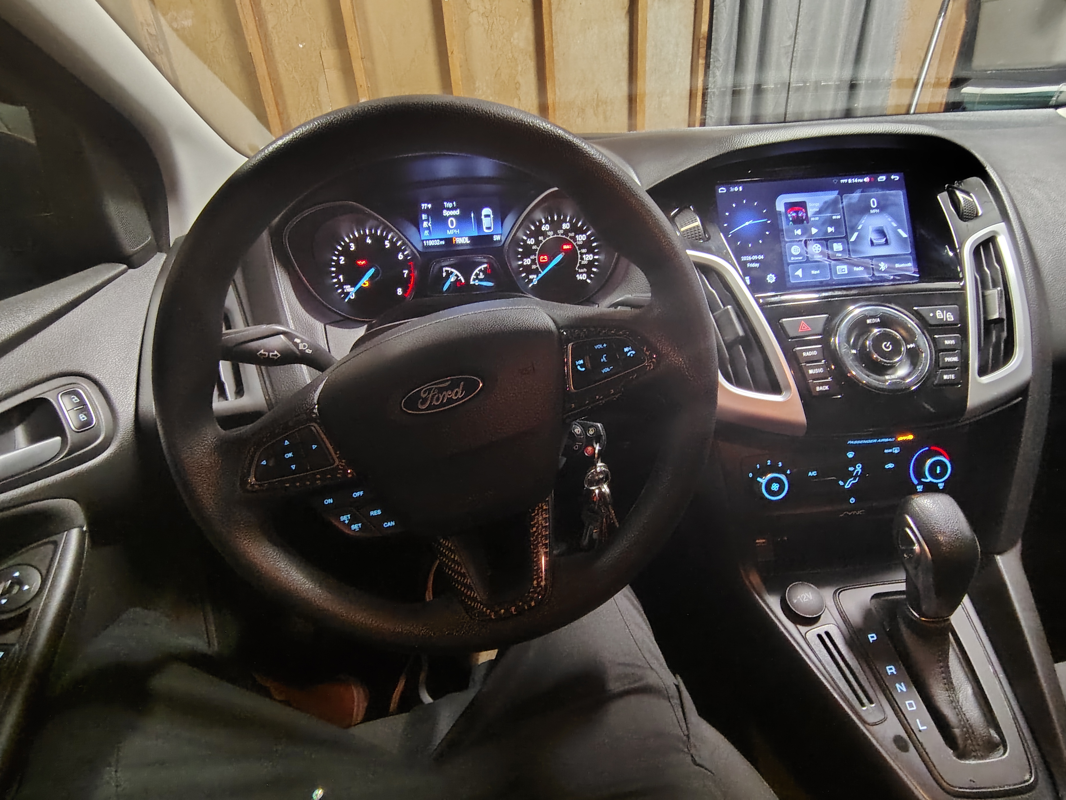 Used 2018 Ford Focus SE FWD image 5