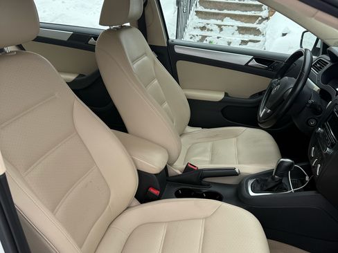 Used 2014 Volkswagen Jetta SE image 14