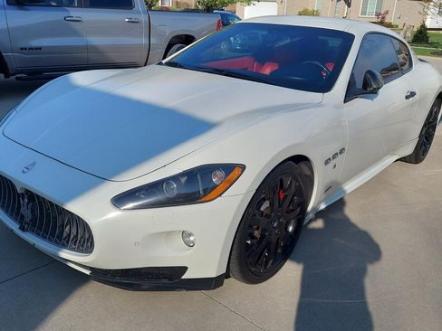 Used 2012 Maserati GranTurismo S RWD image 8