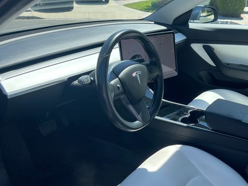 Used 2019 Tesla Model 3 RWD image 31