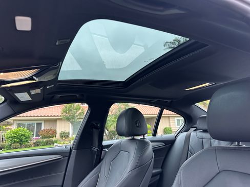 Used 2017 BMW 540i image 12