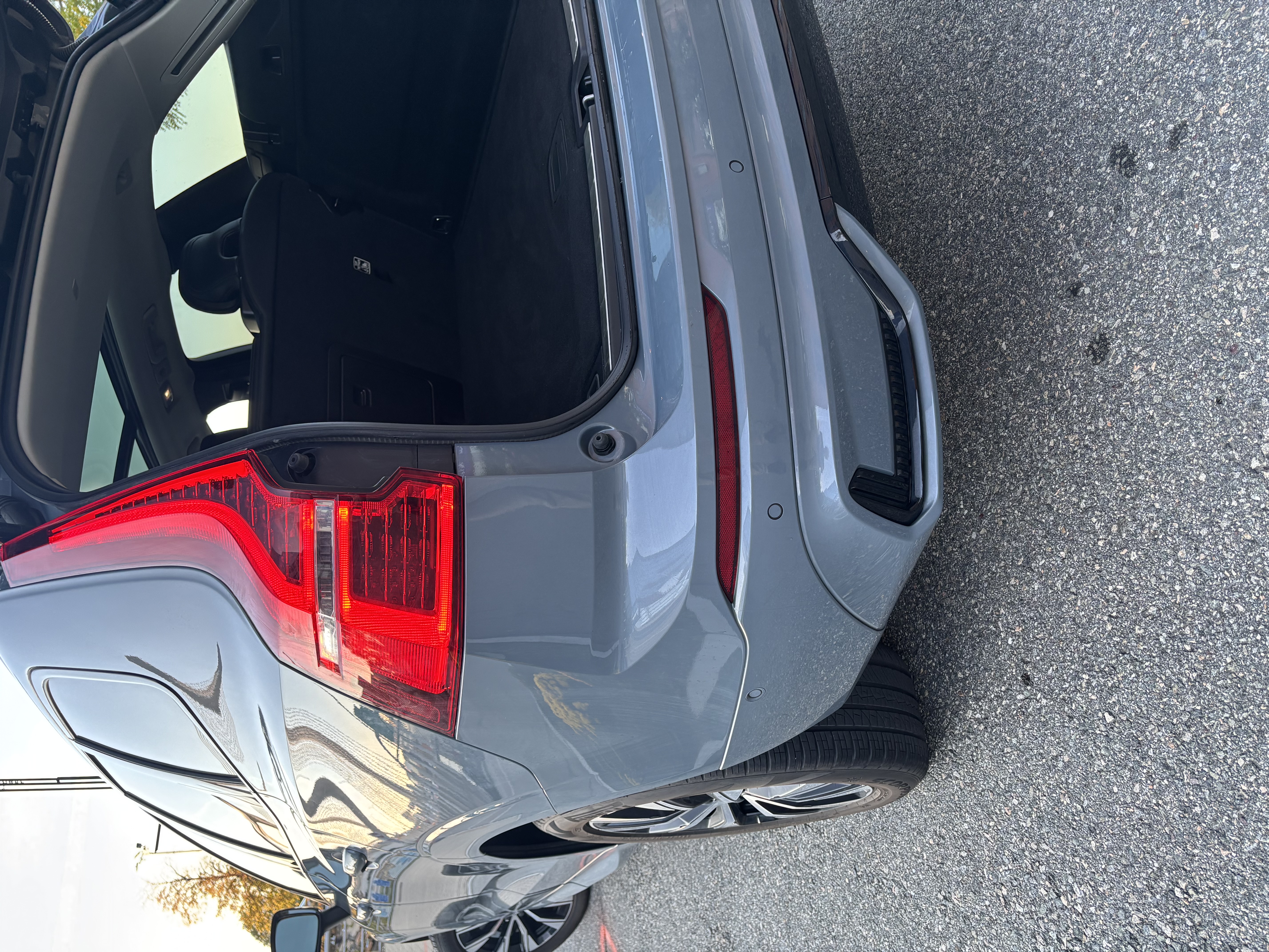 Used 2024 Volvo XC60 B5 Plus w/ Climate Package AWD/4WD image 21
