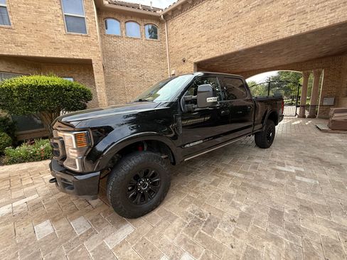 Used 2021 Ford F250 Lariat AWD/4WD image 1
