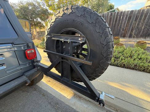 Used 2001 Jeep Wrangler SE image 5