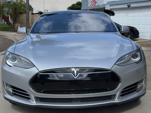 Used 2015 Tesla Model S P90D AWD/4WD image 11