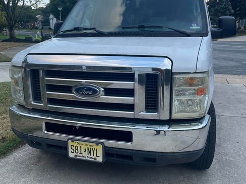 Used 2008 Ford E-150 and Econoline 150 Wagon image 5