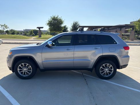 Used 2016 Jeep Grand Cherokee Limited AWD/4WD image 5